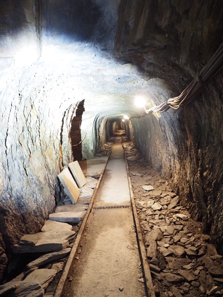 Weg in die Grube Hoffnung