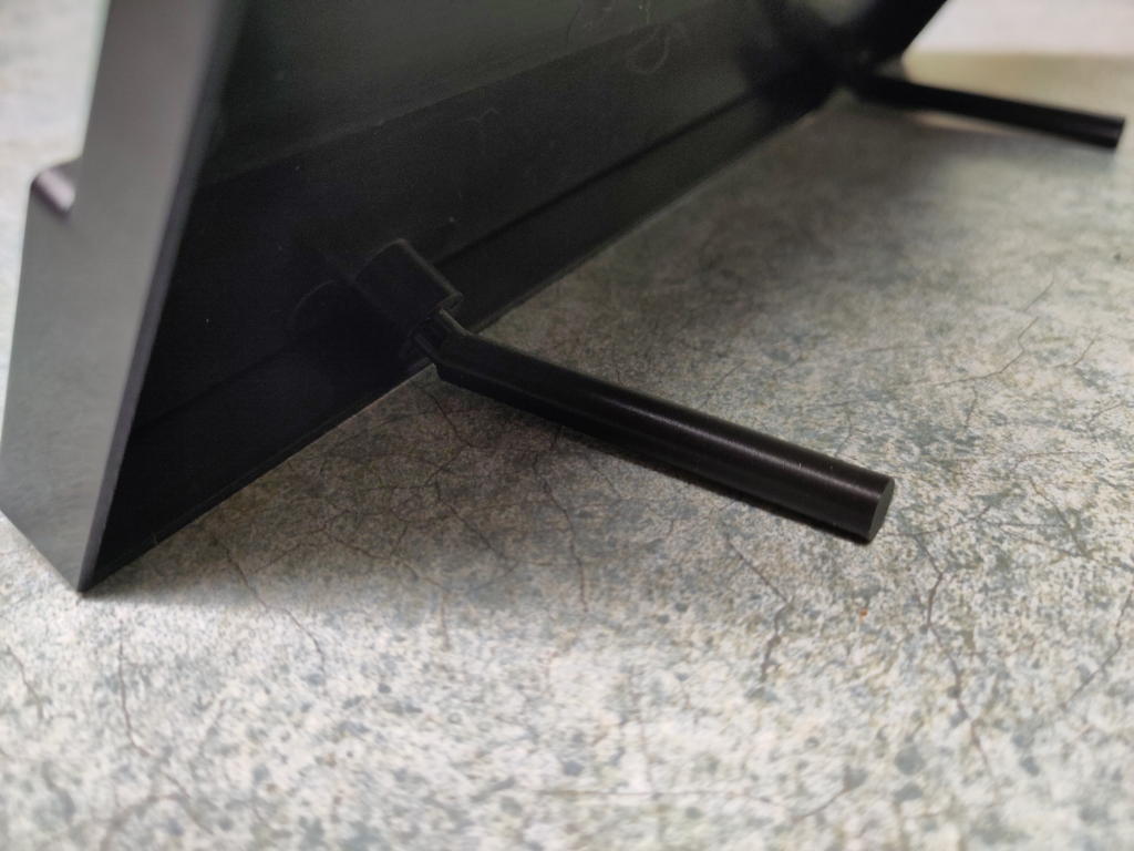 Halter für eine Rummy-Spielertafel